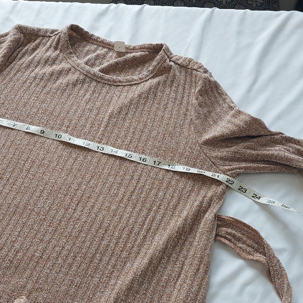 Women's Tan Ribbed Top - Picture 5 of 8